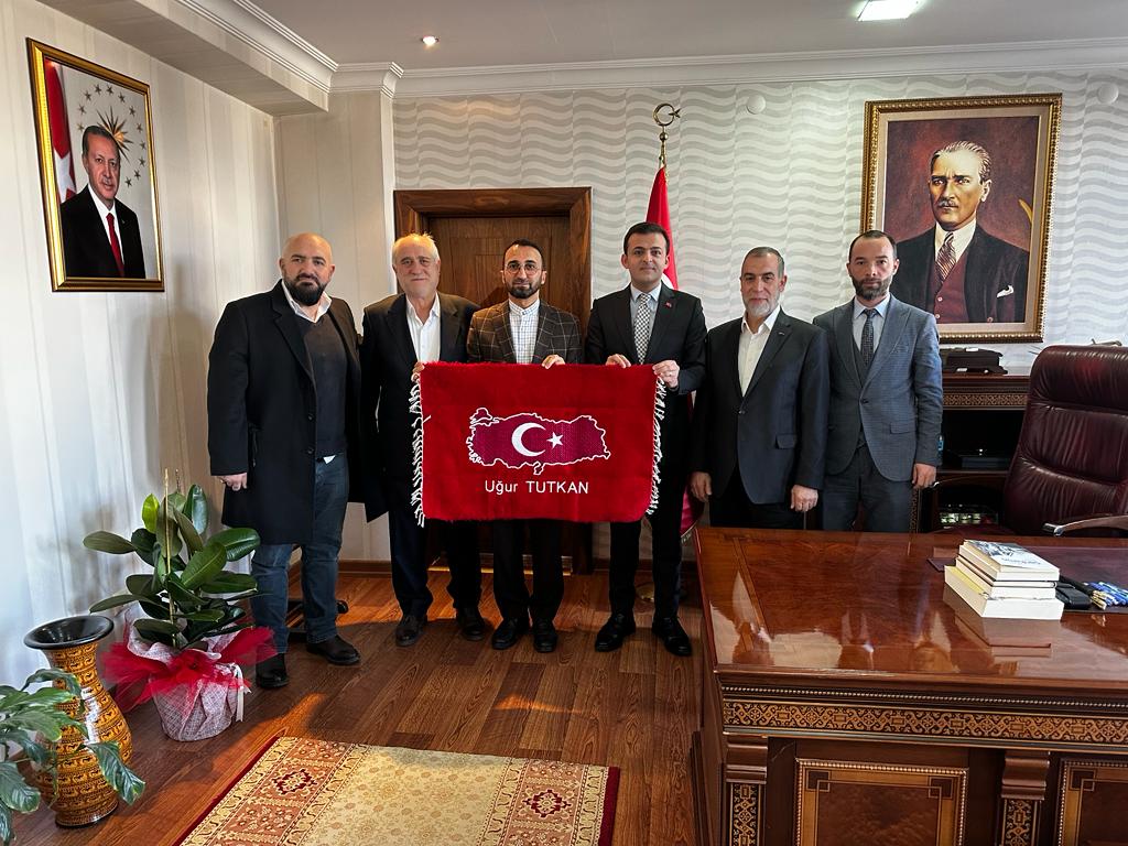 Abdurahman Gazi Eğitim ve Kültür Hizmetleri Derneği ve Millet Camii İmam Hatibi Kaymakamımızı Ziyaret Ettiler